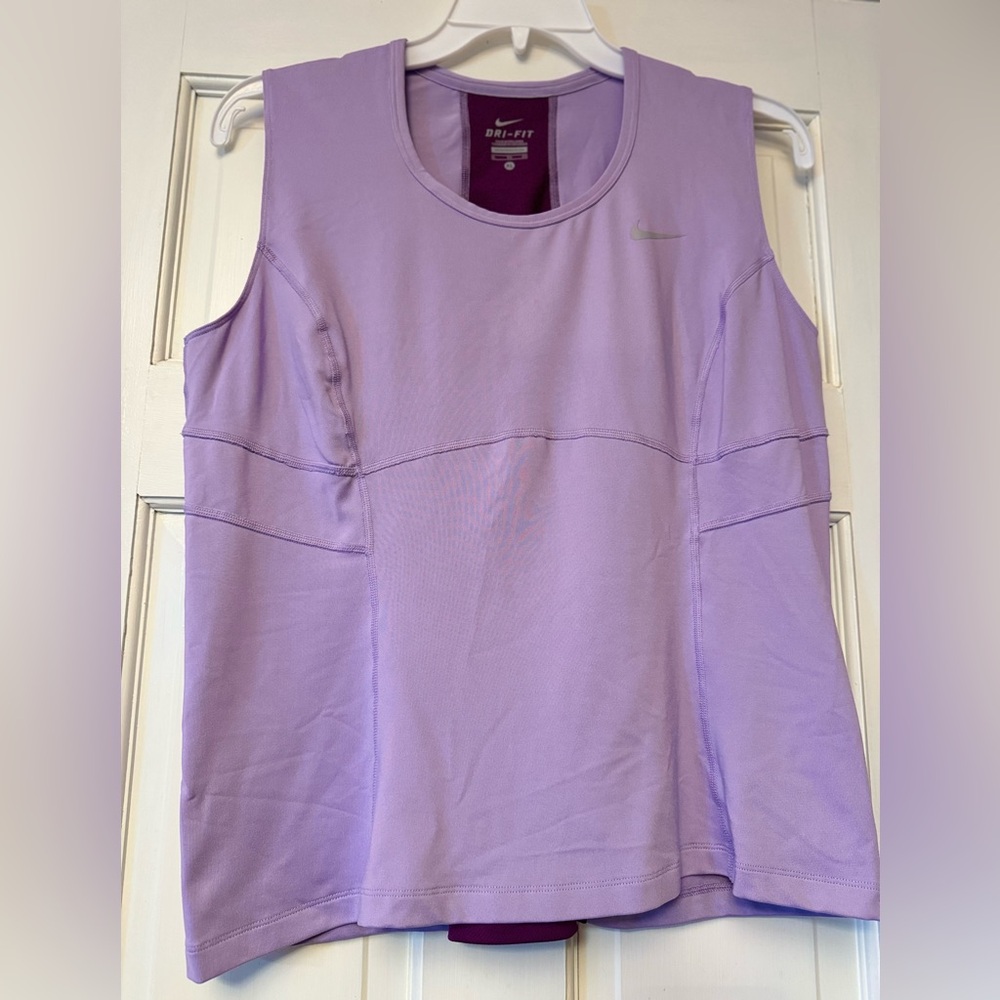 NIKE Dri-fit sleeveless top, M, EUC